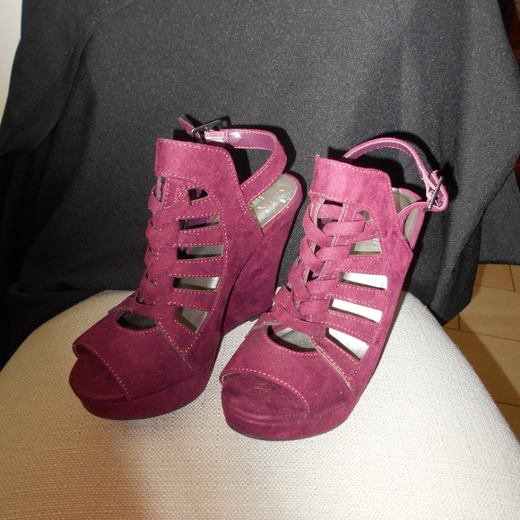 JASMINE Shoes - PURPLE STRAP WEDGES